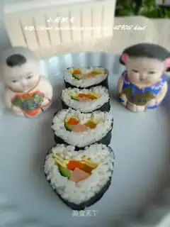 heart-shaped sushi