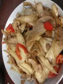 stir-fried chicken breast with rice bamboo