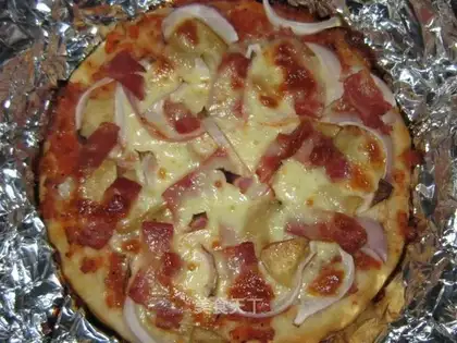 Mushroom bacon pizza