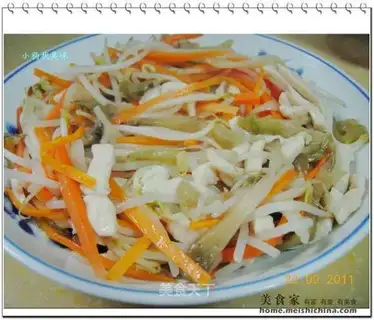 pickled mustard with chicken sprouts