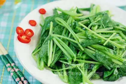 stir-fried radish and vegetable