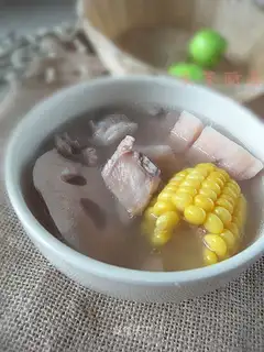 Lotus root corn ribs soup