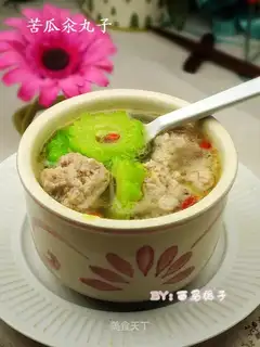 Bitter melon boiled meatballs