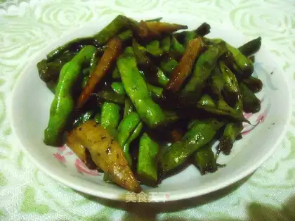 Roasted beans with fin tips