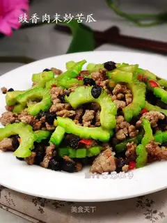 stir-fried balsam pear with minced pork with soy sauce