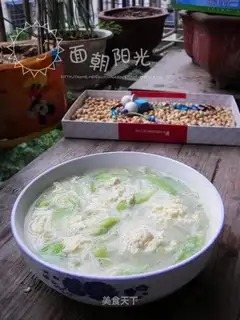 Luffa egg soup