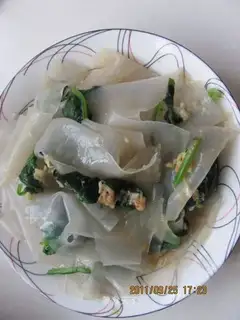 Cold rice noodles
