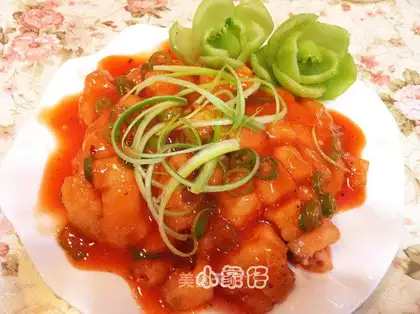 Tomato pineapple fish