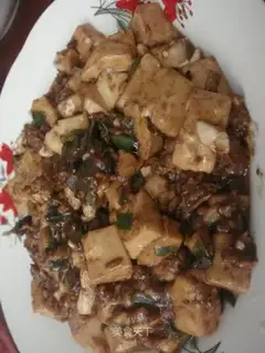 Braised tofu with minced pork