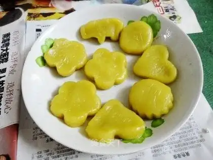 Alkaline glutinous rice cake