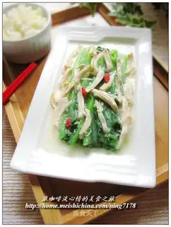 Stewed cabbage with chicken breast