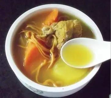 Cordyceps flower Huaishan pork ribs soup