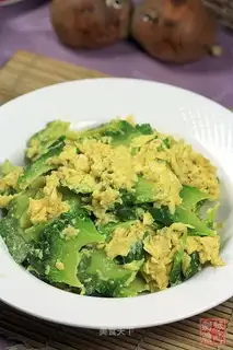 Cold melon and slippery egg