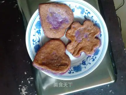 Purple sweet potato and milk fragrant glutinous rice cake