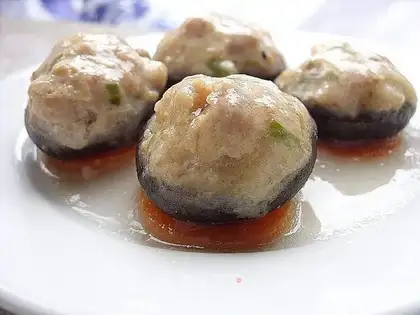 Stuffed mushrooms with three delicacies