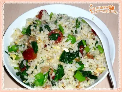 Fried rice with cabbage and sausage
