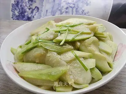 stir-fried gourd