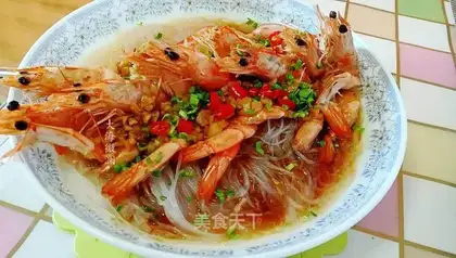 A garlic fan with a shrimp back