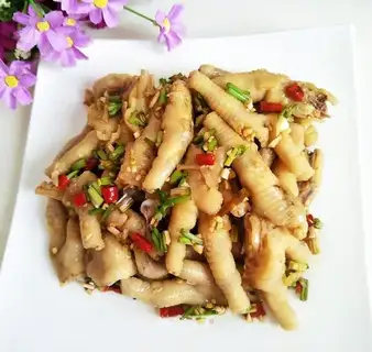 Porridge garlic claws