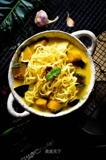 Sweet pumpkin noodles