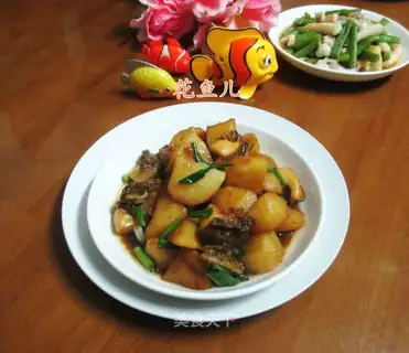 The abalone burns potatoes
