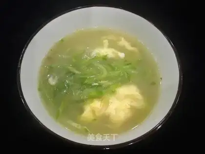 Carrot fan egg soup
