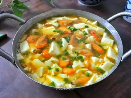 Shrimp tofu soup