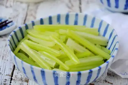 Clear the celery