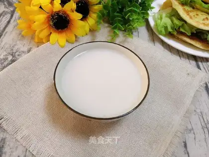 Milk and silky rice