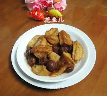 Chicken with meatballs