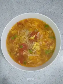 Golden mushroom tomato soup