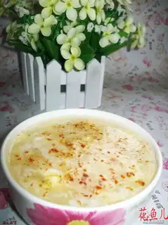 Cinnamon makes eggs and flowers