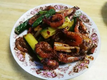 Spicy pan shrimp