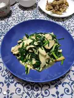 Scrambled beans