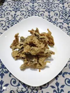 Blow mushrooms