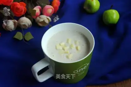 Banana apple shake
