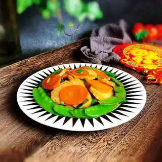 Dutch soy shrimp rolls