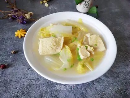 Poll-cup potatoes, tofu soup