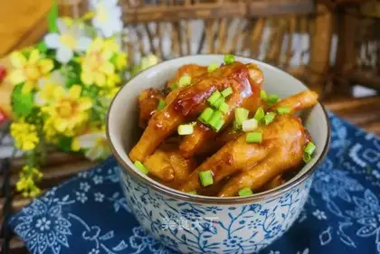 Chicken claws