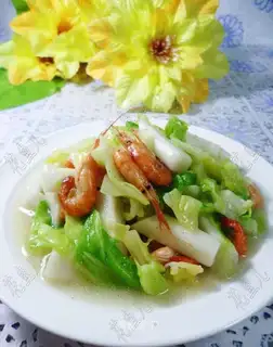 Crayfish with cabbage