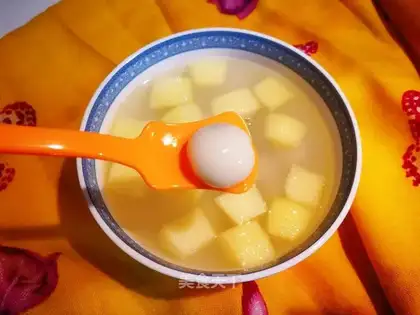 Apple-cooked soup