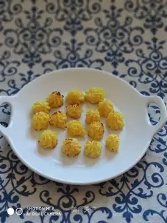 It's roasted potatoes