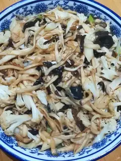 Dry apricot mushrooms