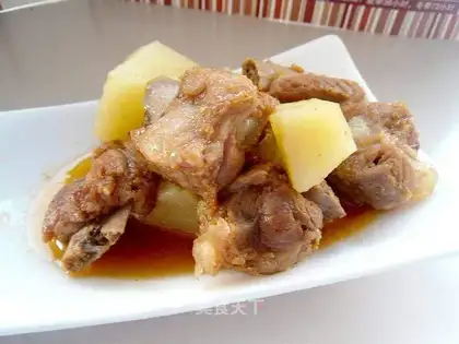 Ribs burning potatoes