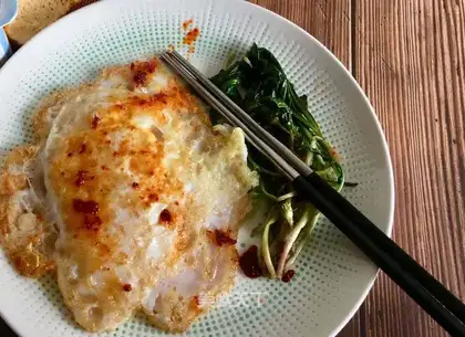 Fried goose eggs