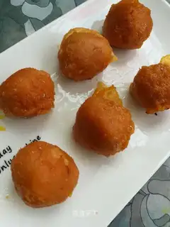 Red potato ball