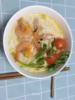 Shrimp noodles