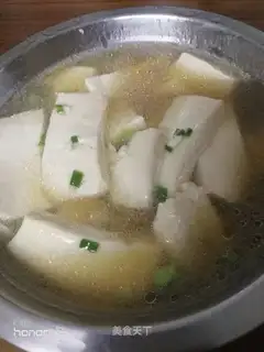 Tofu soup