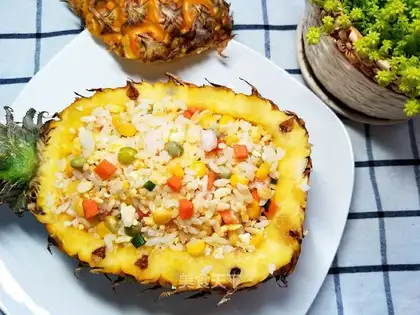Shrimp pineapple