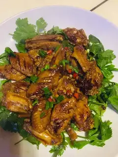 Red chicken wings